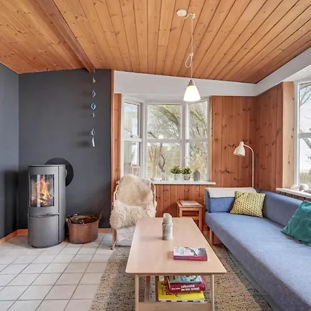 Beach Front Home In Knebel With Sauna Feriehus *