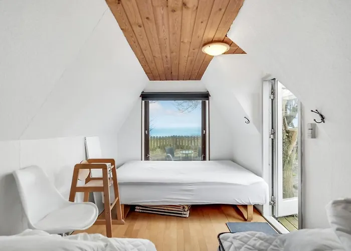 Three-bedroom In * Knebel